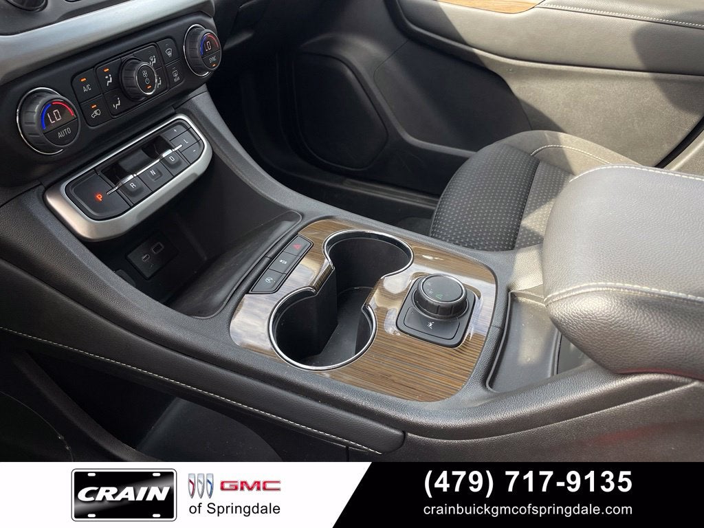 2023 GMC Acadia SLE