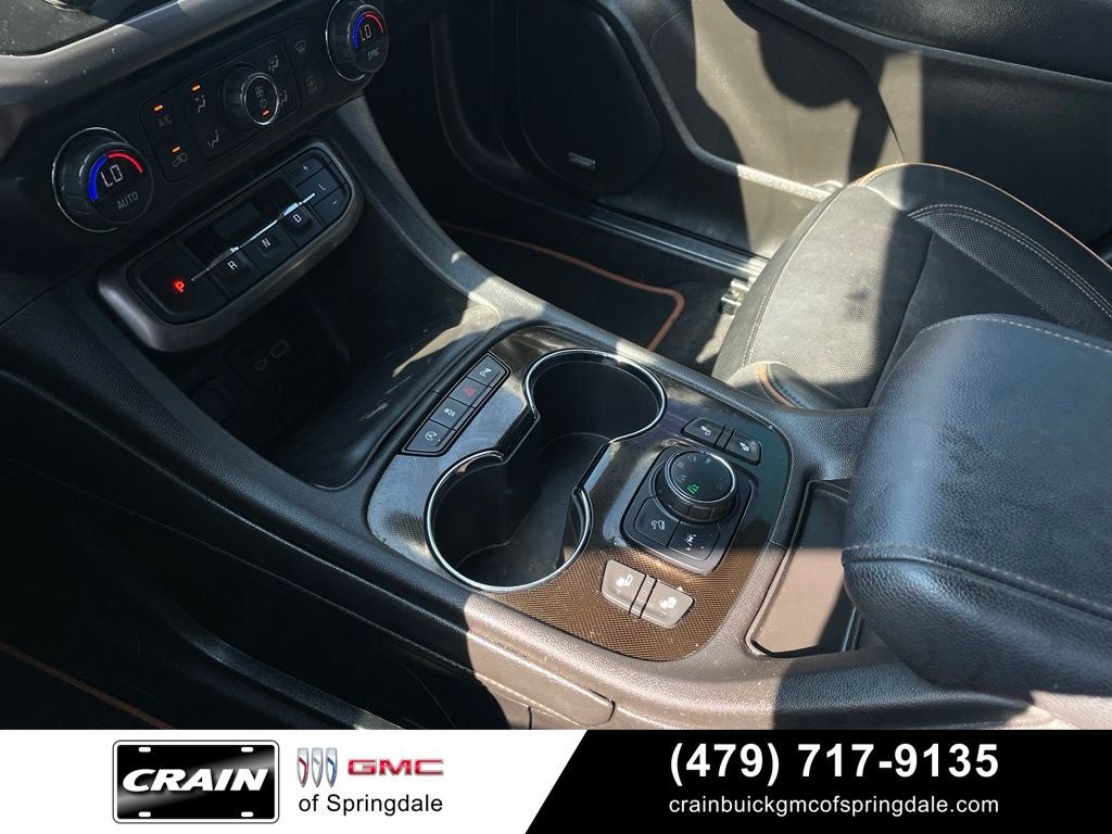 2021 GMC Acadia AT4