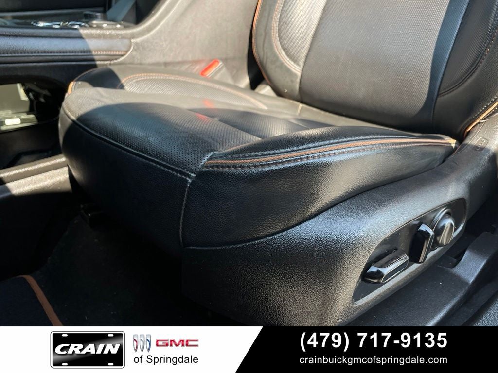 2021 GMC Acadia AT4