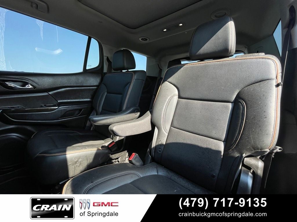 2021 GMC Acadia AT4