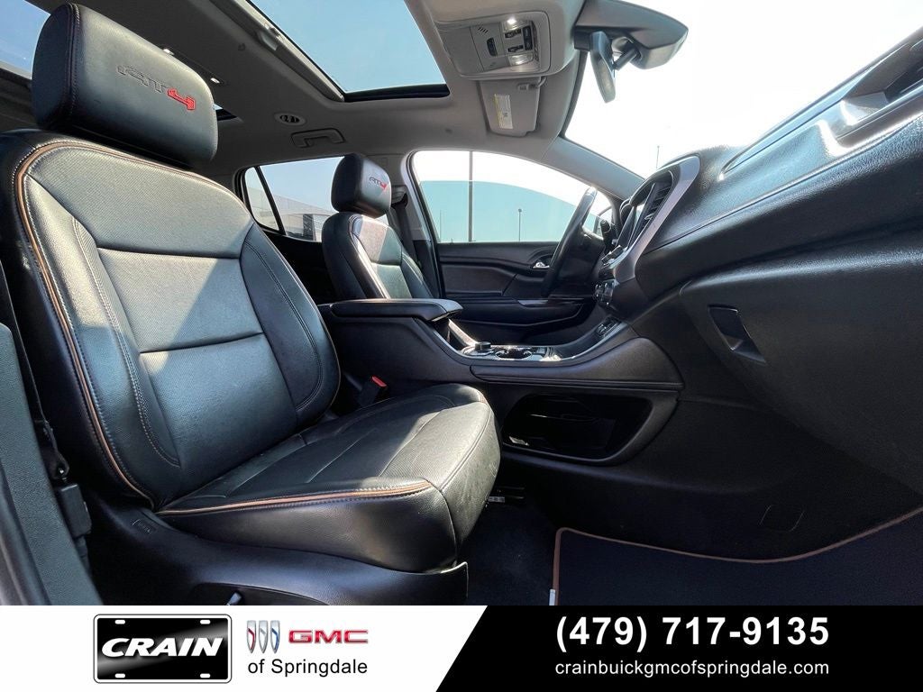 2021 GMC Acadia AT4