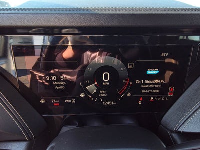 2025 GMC Yukon Elevation