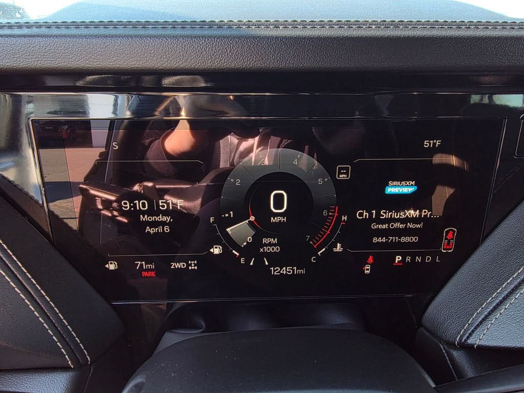 2025 GMC Yukon Elevation