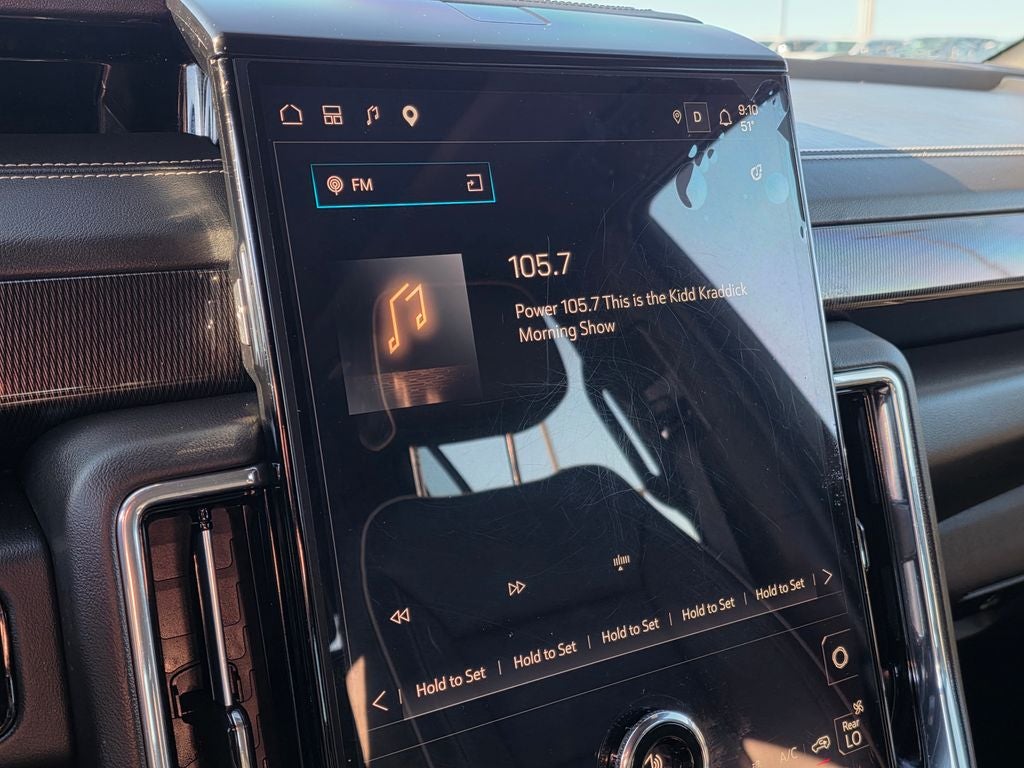 2025 GMC Yukon Elevation