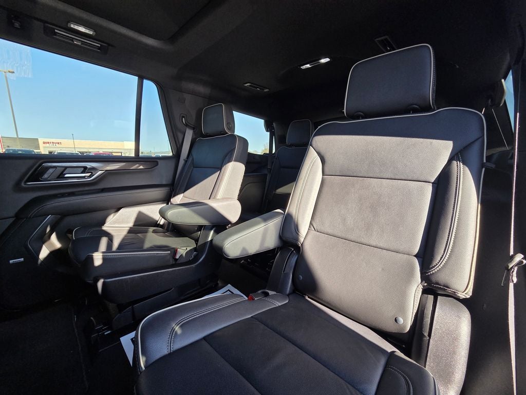 2025 GMC Yukon Elevation