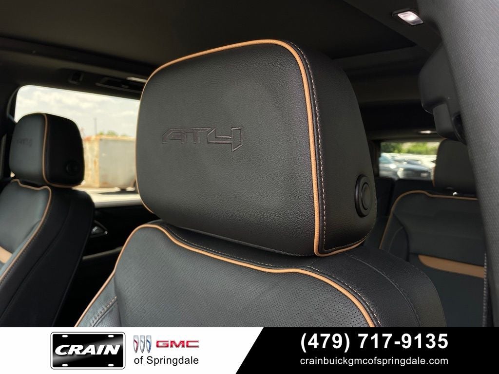 2024 GMC Yukon AT4 Technology Package