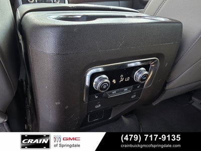 2023 GMC Yukon XL SLT