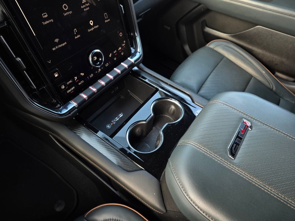 2025 GMC Yukon XL AT4