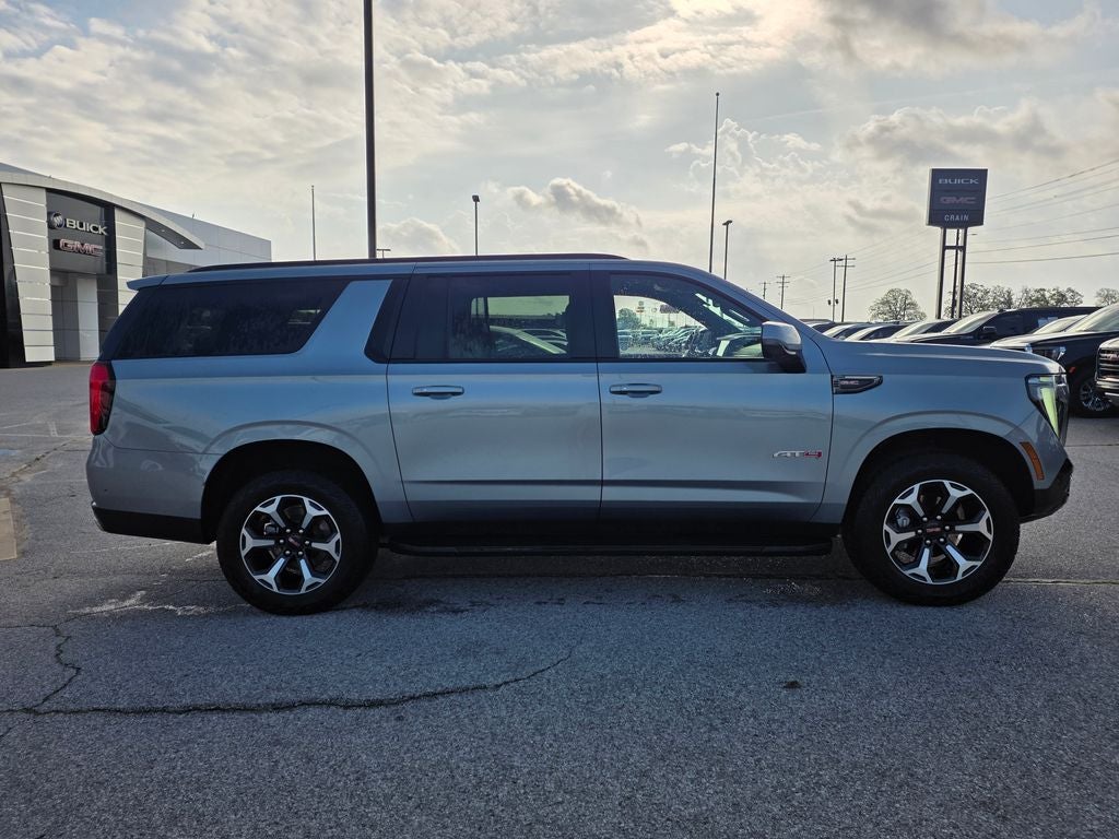 2025 GMC Yukon XL AT4
