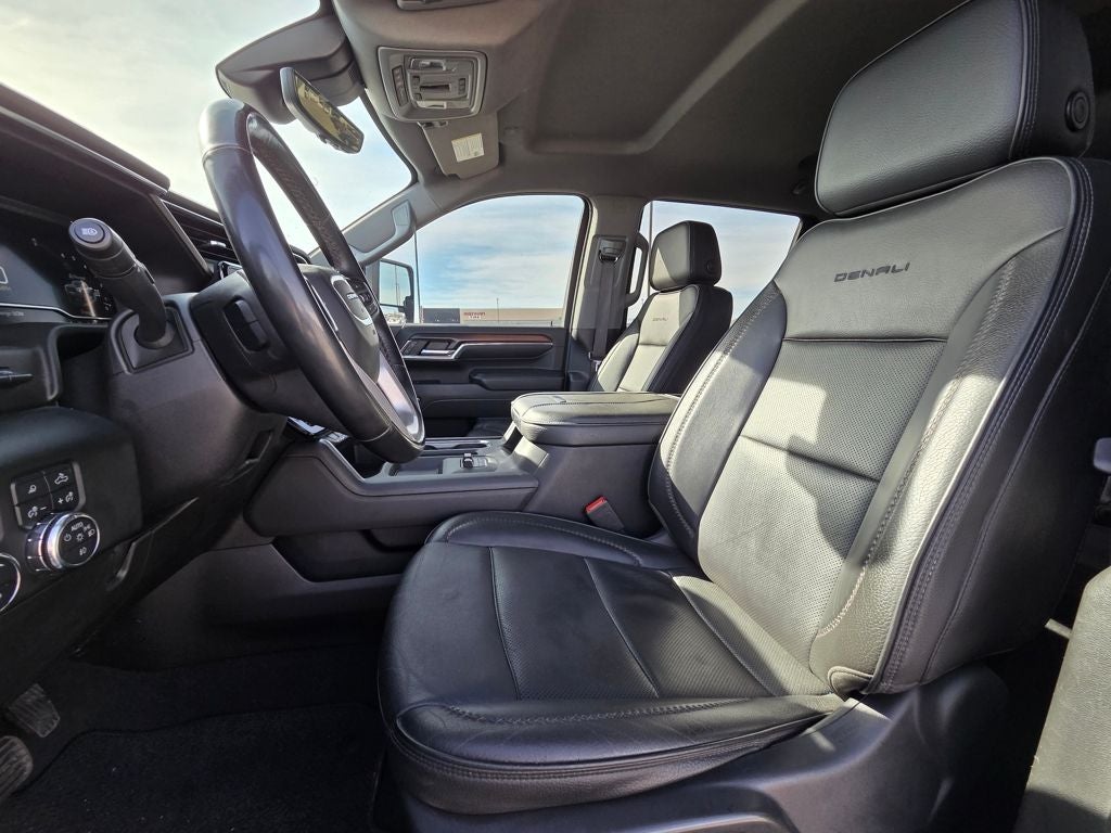 2024 GMC Sierra 2500HD Denali