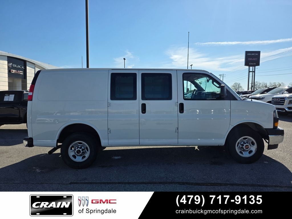 2023 GMC Savana 2500 Work Van