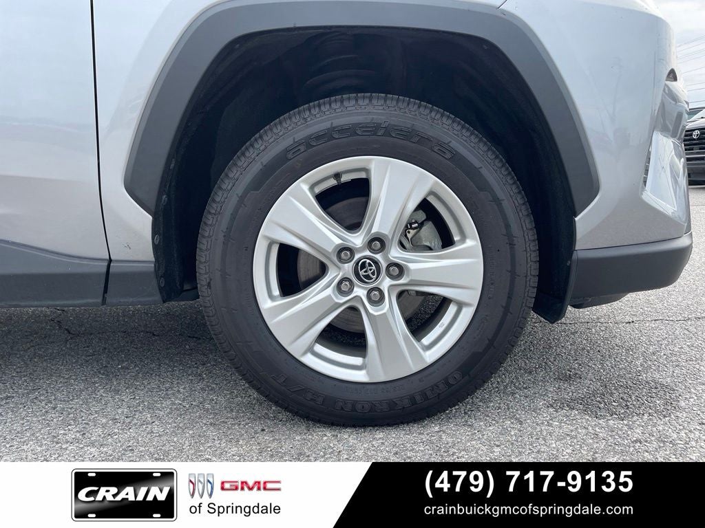 2020 Toyota RAV4 XLE