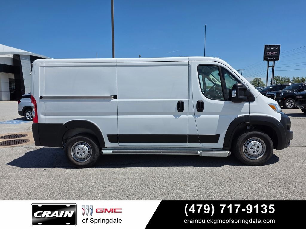 2025 RAM ProMaster 2500 Base 136 WB