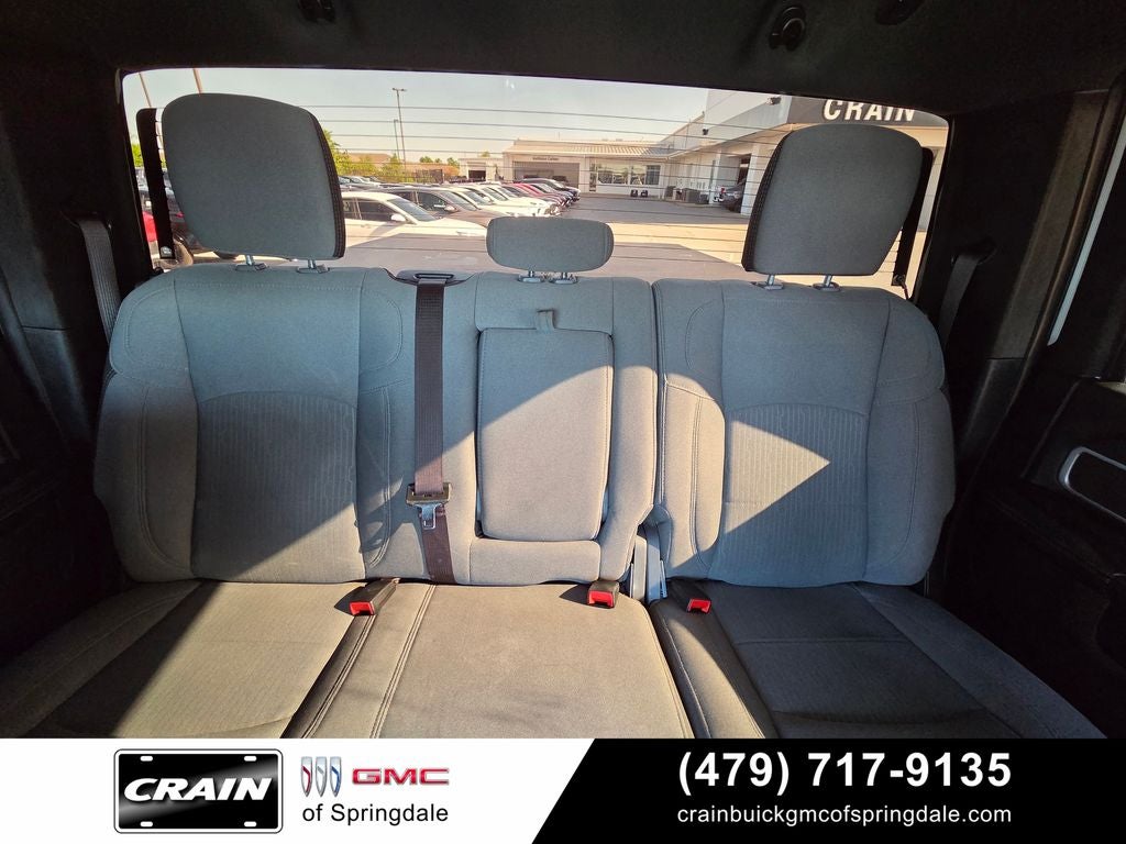 2024 RAM 2500 Big Horn Cummins / 12" Screen