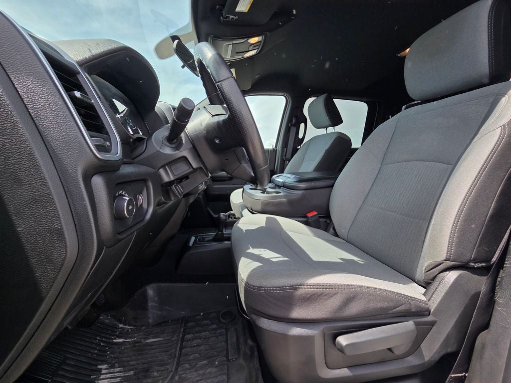 2024 RAM 3500 SLT