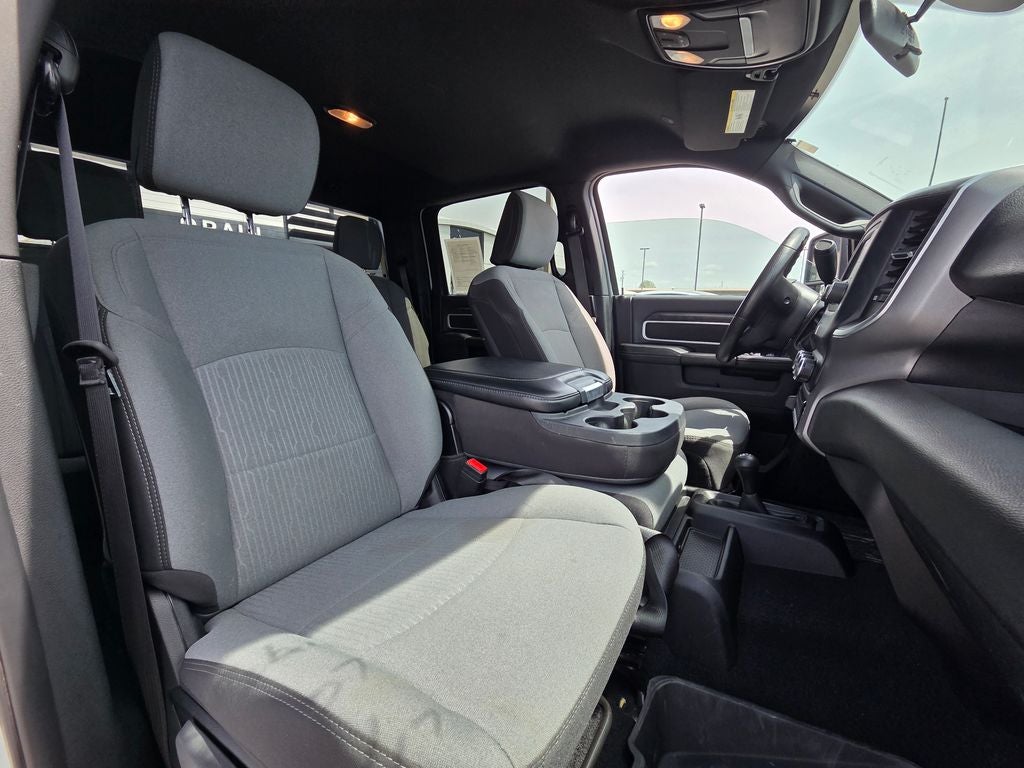 2024 RAM 3500 SLT