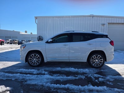 2022 GMC Terrain Denali