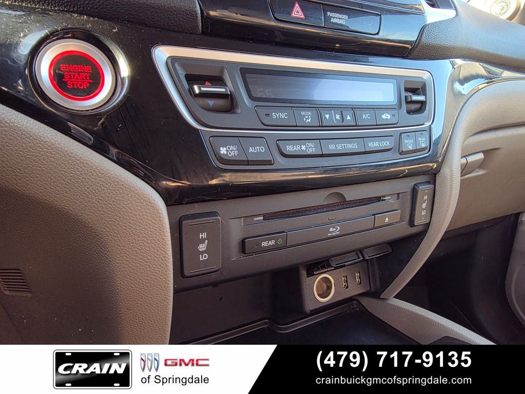 2018 Honda Pilot Touring Nav / Rear DVD / Honda Sensing