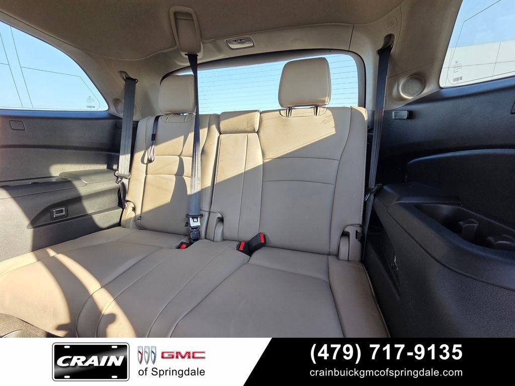 2018 Honda Pilot Touring Nav / Rear DVD / Honda Sensing