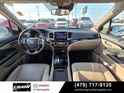 2018 Honda Pilot Touring Nav / Rear DVD / Honda Sensing