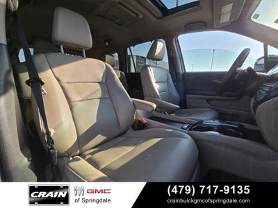2018 Honda Pilot Touring Nav / Rear DVD / Honda Sensing