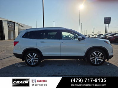 2018 Honda Pilot Touring Nav / Rear DVD / Honda Sensing