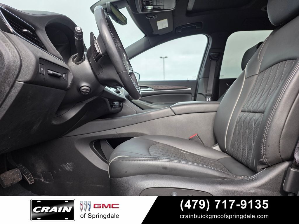 2023 Buick Enclave Avenir Tech / AWD / Pano Roof