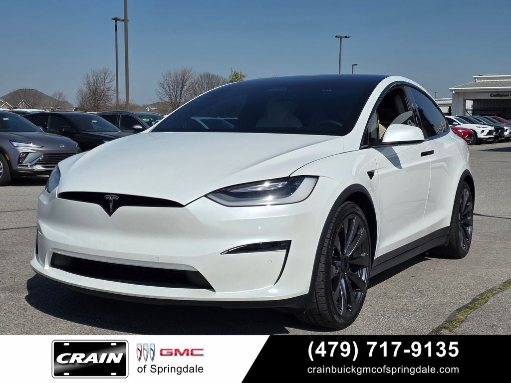 2022 Tesla Model X Plaid 6-Seat / Full Self-Driving