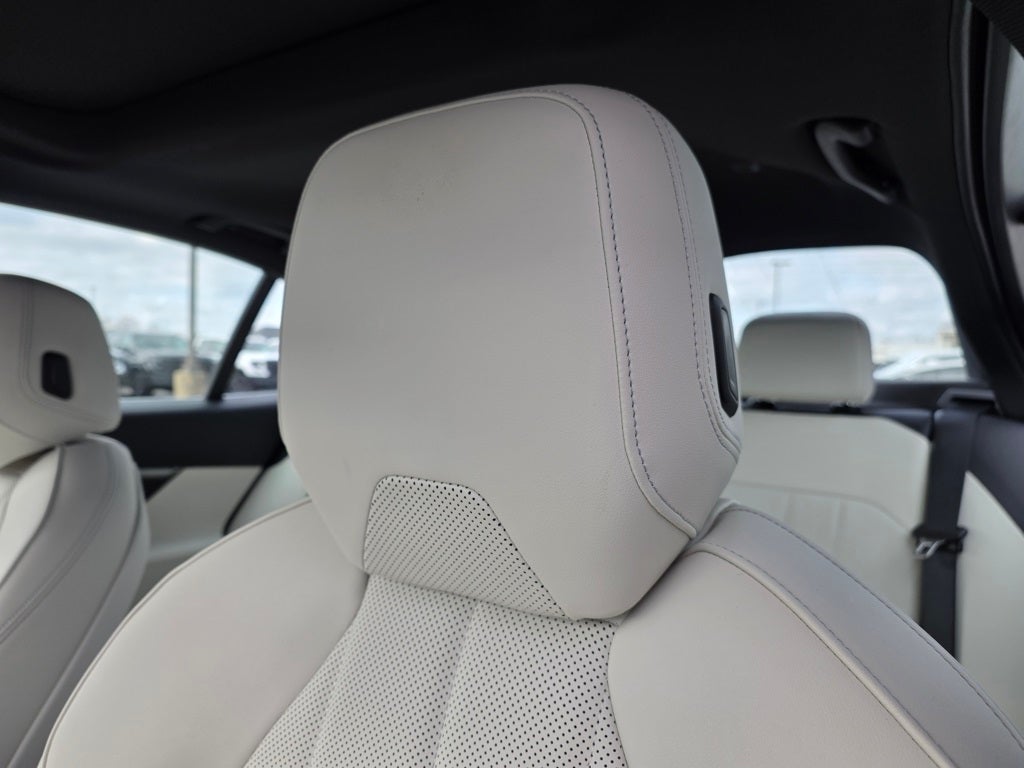 2024 BMW 5 Series 530i