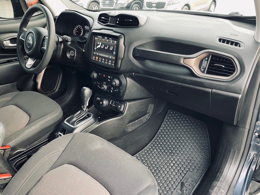 2023 Jeep Renegade Base