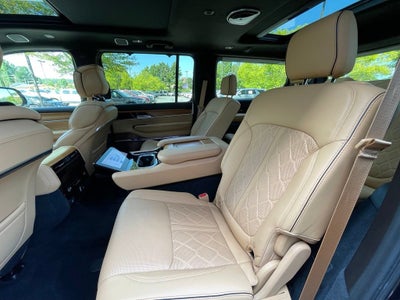 2025 Jeep Grand Wagoneer Series III
