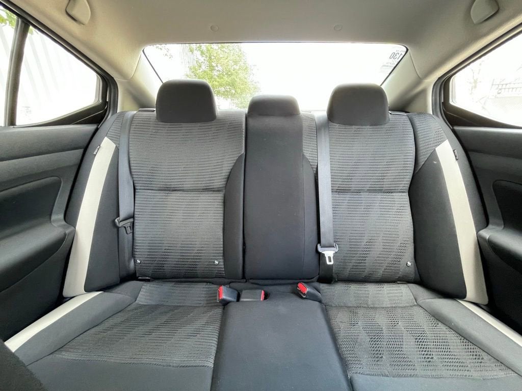 2022 Nissan Versa SV