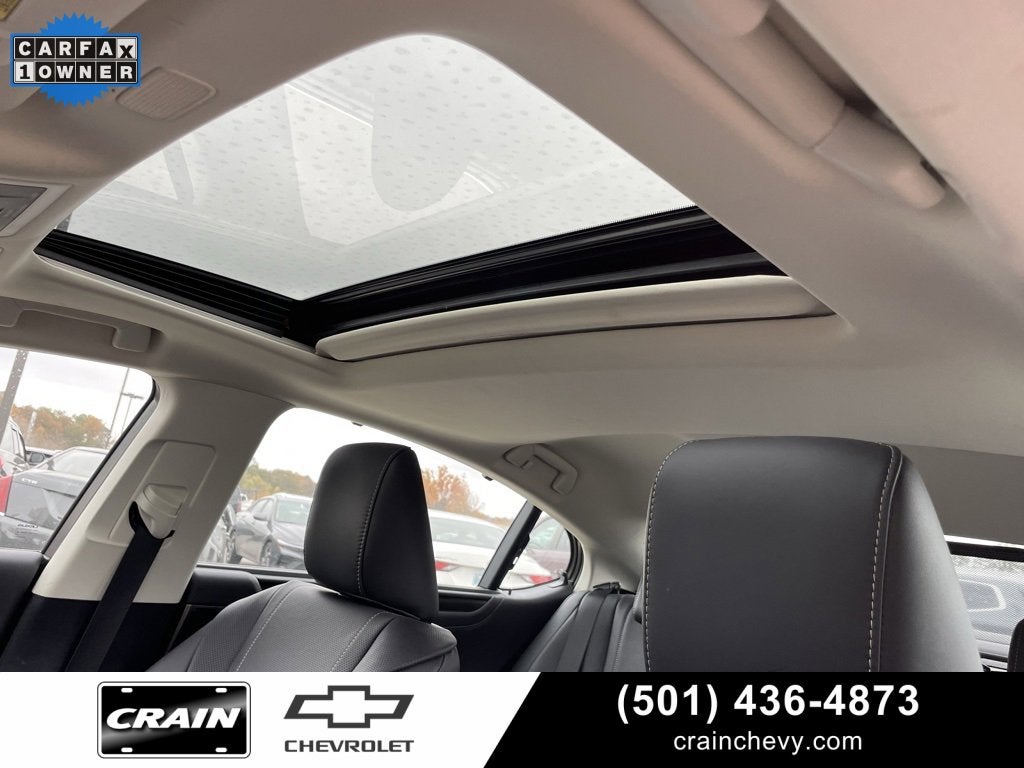 2022 Lexus ES ES 300h Ultra Luxury