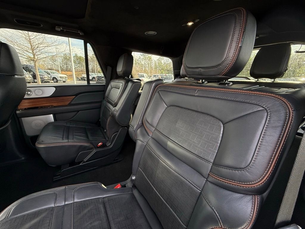 2022 Lincoln Navigator Black Label