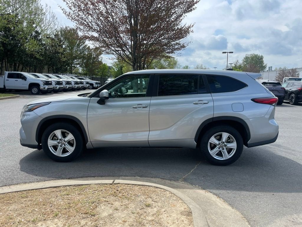 2023 Toyota Highlander L