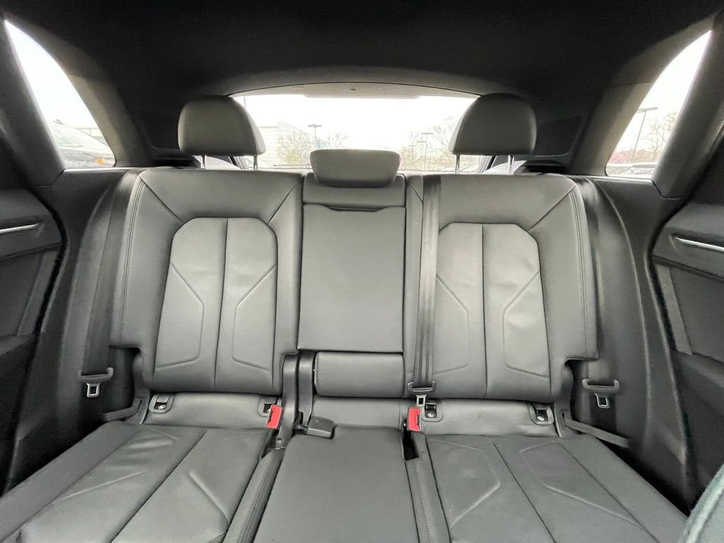 2024 Audi Q3 S line Premium