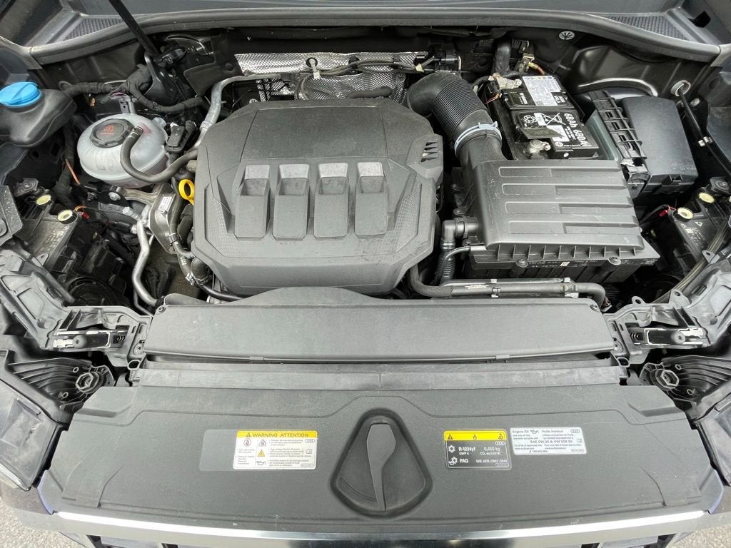 2024 Audi Q3 S line Premium