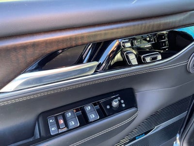 2022 Jeep Grand Wagoneer Series II