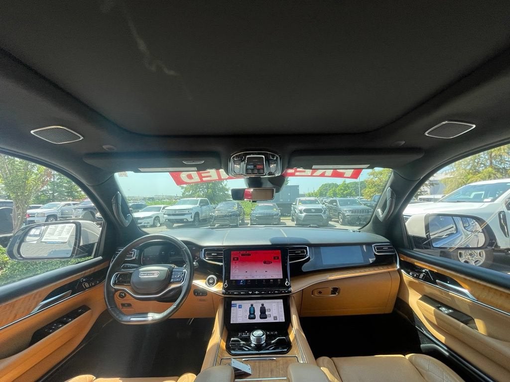 2022 Jeep Grand Wagoneer Series III