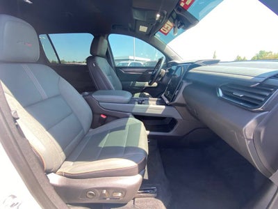 2025 GMC Acadia AT4