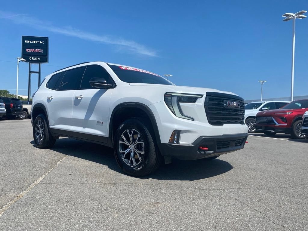 2025 GMC Acadia AT4