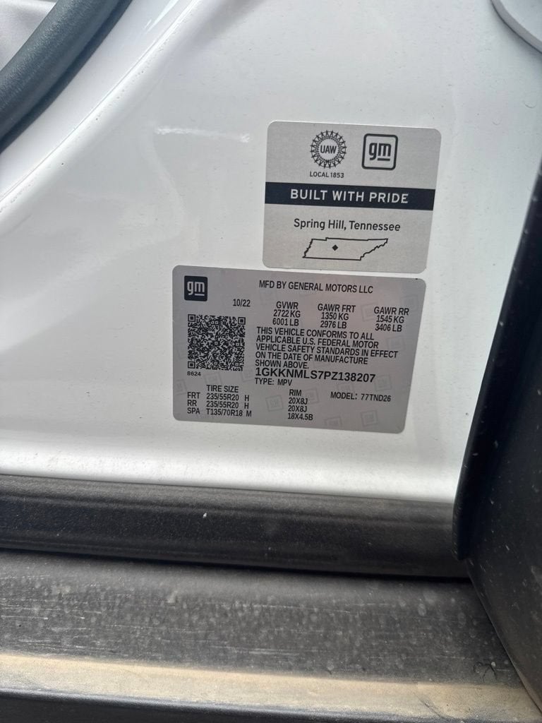 2023 GMC Acadia SLT