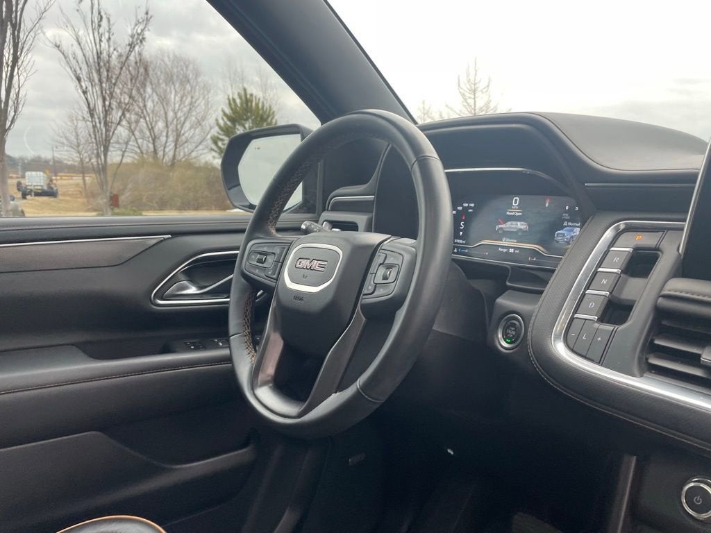 2024 GMC Yukon XL AT4