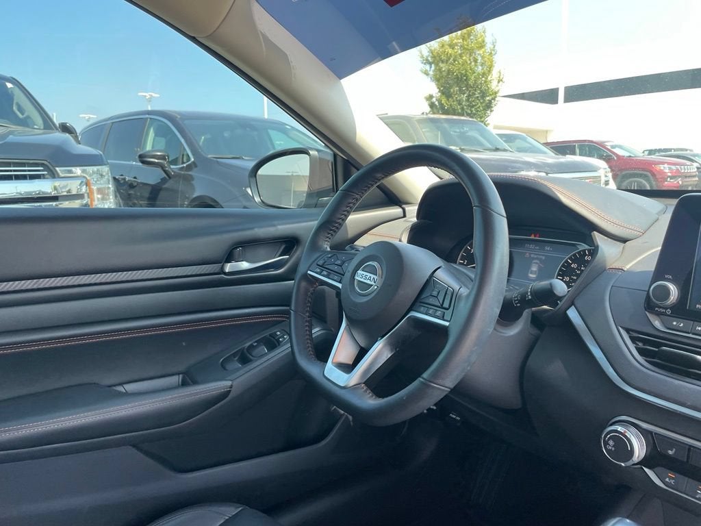 2022 Nissan Altima 2.5 SR