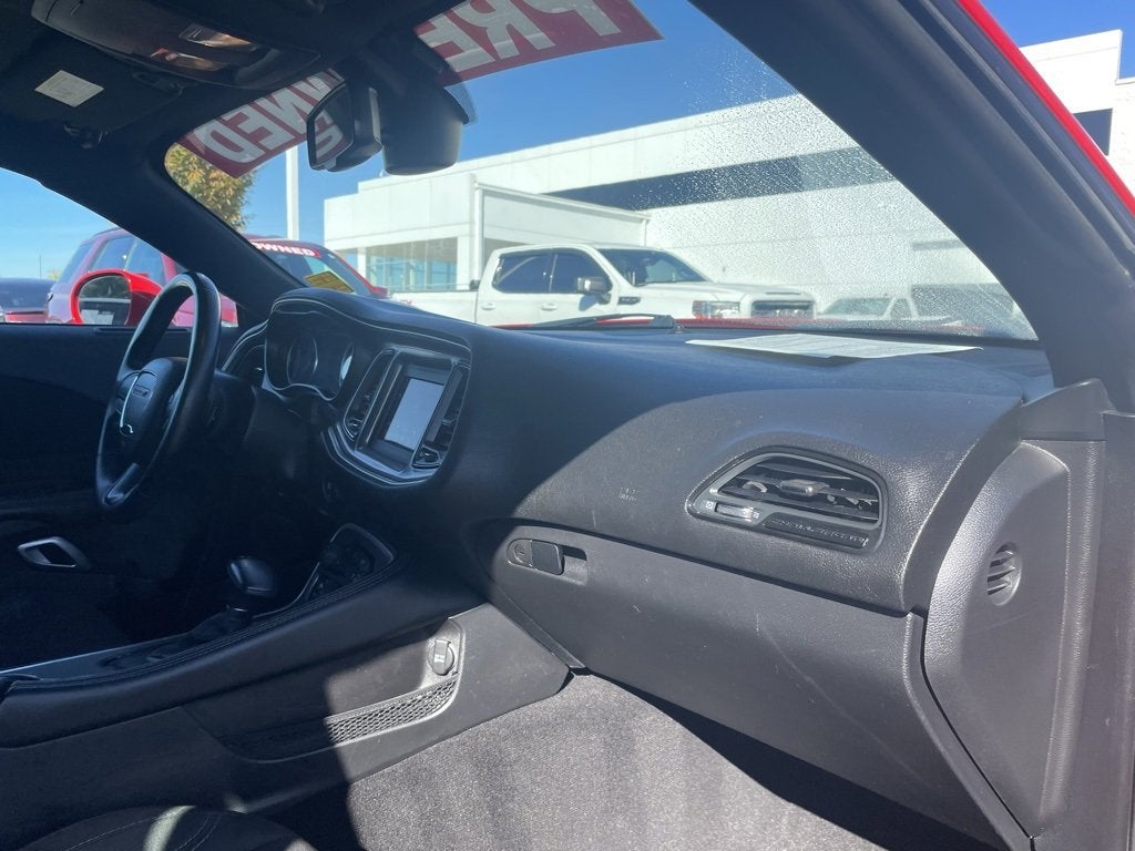 2022 Dodge Challenger SXT