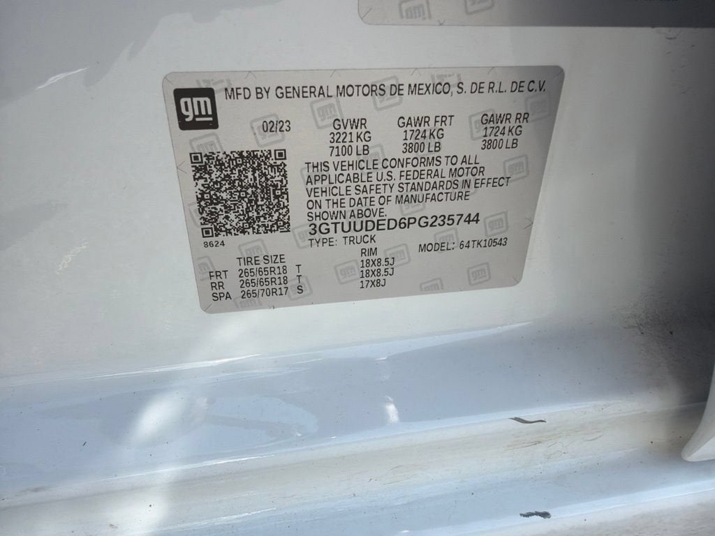 2023 GMC Sierra 1500 SLT