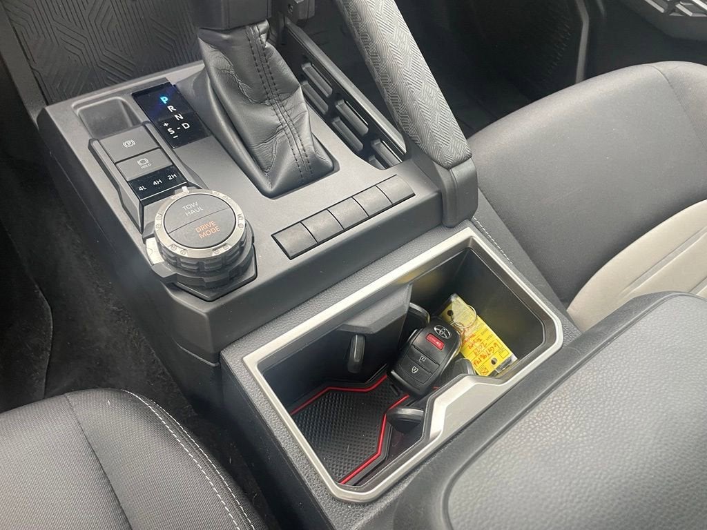 2024 Toyota Tacoma 4WD SR5