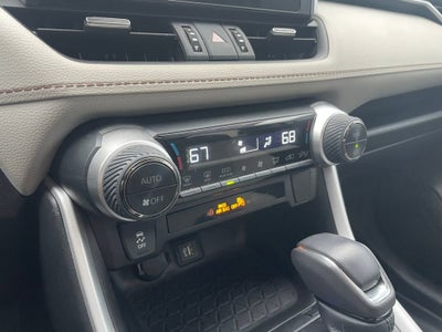 2023 Toyota RAV4 Hybrid XLE Premium