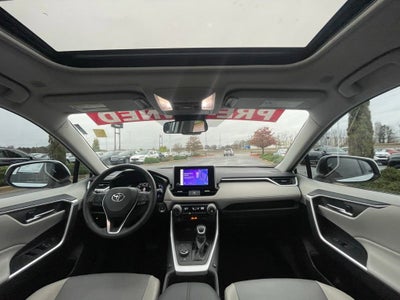 2023 Toyota RAV4 Hybrid XLE Premium