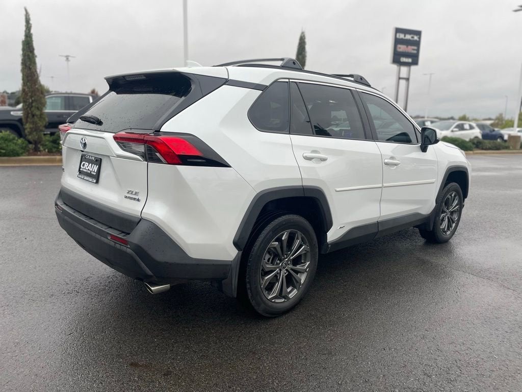 2023 Toyota RAV4 Hybrid XLE Premium